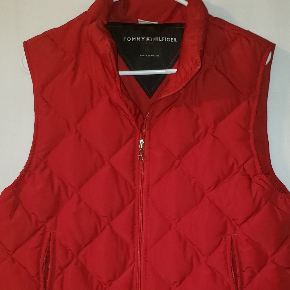 EUC Tommy Hilfiger Red Down Puffer Vest